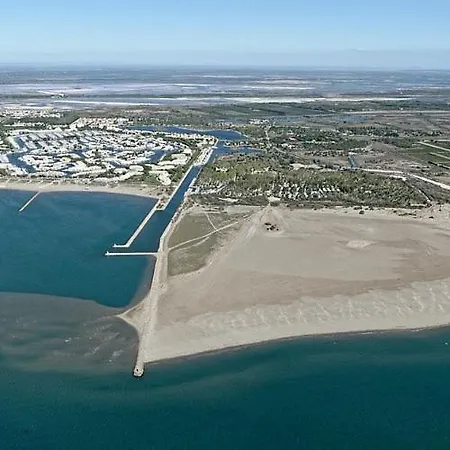 Coquet Avec Piscine, Climatisation, Parking Et Wifi ! Appartamento Le Grau-du-Roi
